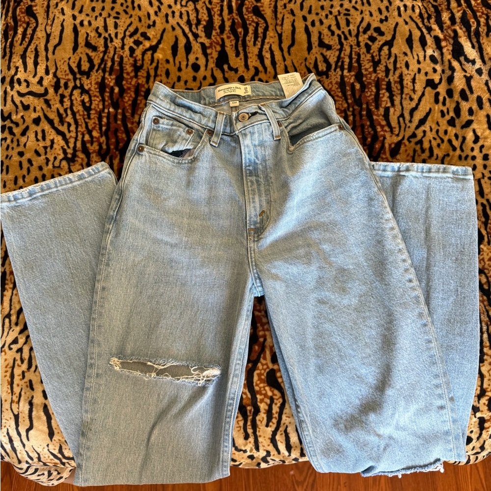 Abercrombie & Fitch 90s Straight Ultra High Rise Curve Love Jeans